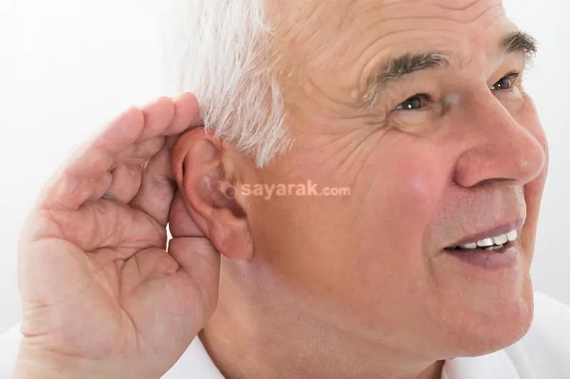 چگونه کم شنوایی ممکن است نشانه ای از زوال عقل در آینده باشد