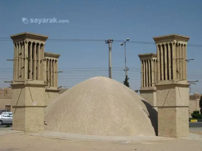 ساختمان بازمانده یخدان ایران در یزد
