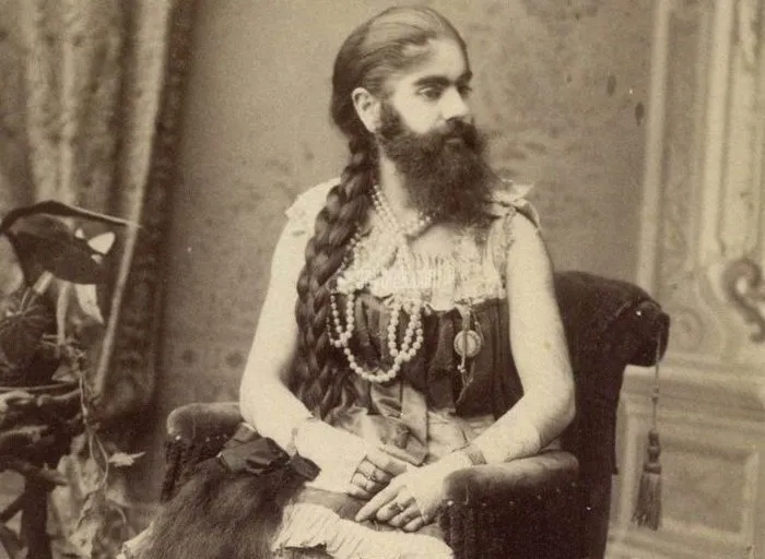 bearded-woman-04.jpg